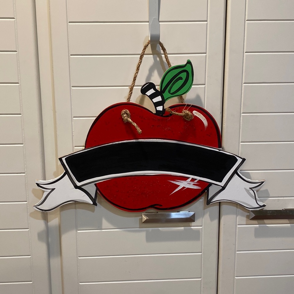 NWT Apple Wooden Chalkboard door sign